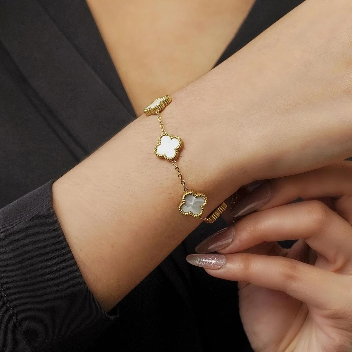 Four Leaf White & Gold Bracelet